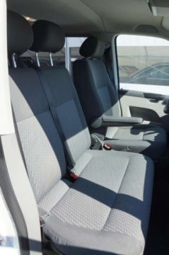 Volkswagen Caravelle T5 Caravelle Facelifting długi rozstaw osi 2.0 TDI 140KM 2010 Volkswagen Caravelle 2.0 TDI CR 140 KM, 9osob, Klimatyzacja, Long, Zarejes, zdjęcie 20