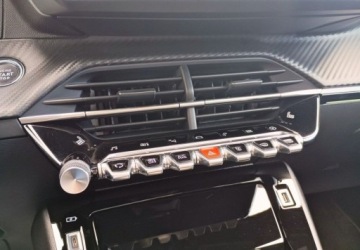 Peugeot 2008 II e-SUV Elektryczny 50kWh 136KM 2023 Peugeot 2008 e-2008 GT SalonPL FVat Od Reki Bogata Wersja Elektryczny, zdjęcie 24