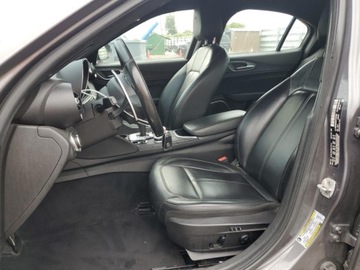 Alfa Romeo Giulia II Sedan Facelifting 2.0 Turbo 280KM 2023 Alfa Romeo Giulia 2023 ALFA ROMEO GIULIA SPRINT 2.0 Benzyna 280KM, zdjęcie 7