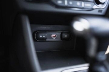 Kia Niro I Crossover Facelifting 1.6 GDi Hybrid 141KM 2021 Kia Niro Hybrid, Salon Polska, 1. Właściciel, zdjęcie 20