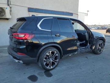 BMW X5 G05 2023 BMW X5 XDrive45E 2023 3.0l 3.0 Hybryda 389KM, zdjęcie 3