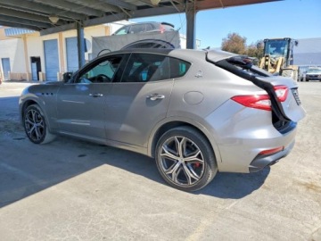 Maserati Levante 2019 Maserati Levante Sport 2019 3.0 Benzyna 345KM, zdjęcie 1