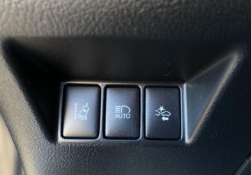 Toyota Yaris III Hatchback 5d Facelifting Hybrid 100KM 2017 Toyota Yaris Hybrid 100 Life Toyota Mikolajczak Leszno 1.5 Hybryda 100KM, zdjęcie 23