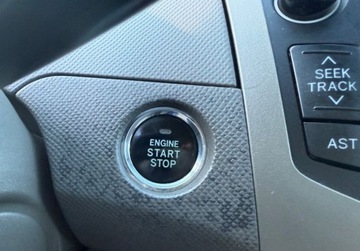 Toyota Yaris II Hatchback 5d 1.33 Dual VVT-i 101KM 2009 Toyota Yaris 1.3i KLIMATRONIC Extra stan 1 1.3 Benzyna 101KM, zdjęcie 13