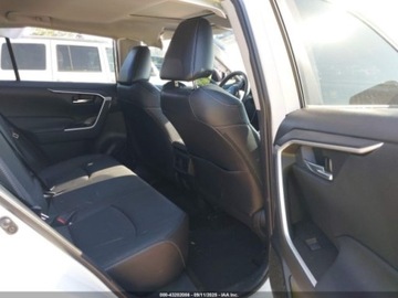 Toyota RAV4 V 2022 Toyota RAV4 XLE Premium 2022 2.5l 2.5 Benzyna 203KM, zdjęcie 12