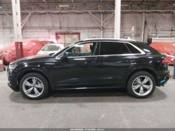 Audi Q8 2023 Audi Q8 Premium 55 Tfsi Quattro Tiptronic 2023 3.0 Benzyna 335KM, zdjęcie 1