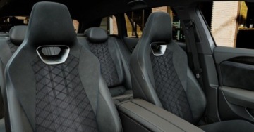 Volkswagen Passat B8 Variant Facelifting 1.5 TSI EVO 150KM 2026 Volkswagen Passat R-Line 1.5 eTSI mHEV 150 KM DSG 1.5 Benzyna 150KM, zdjęcie 4