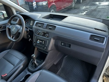 Volkswagen Caddy IV Kombi Maxi 2.0 TDI SCR BlueMotion Technology 102KM 2018 Volkswagen Caddy 2.0 TDI Maxi 7-osobowy Model 2019, zdjęcie 9