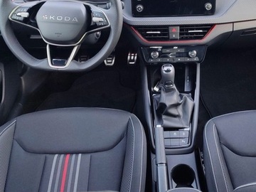 Skoda Kamiq Crossover Facelifting 1.5 TSI 150KM 2025 SKODA Kamiq Monte Carlo 1.5 TSI Suv 150KM 2025, zdjęcie 8