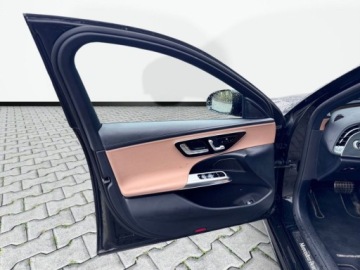 Mercedes Klasa E W214 Sedan 2.0 220d 197KM 2025 Mercedes-Benz Klasa E 2.0 Diesel 197KM, zdjęcie 9