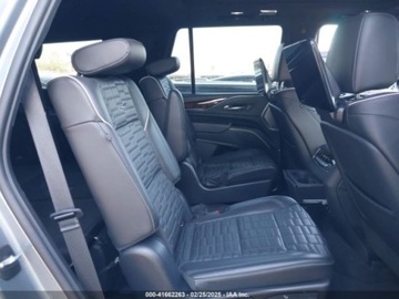 Cadillac Escalade III 2022 Cadillac Escalade 2022r., 4x4, 6.2L 6.2 Benzyna 420KM, zdjęcie 5