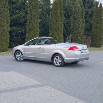 Ford Focus II Coupe-Cabriolet 1.6 Duratec 16V 100KM 2007 Ford Focus Cabrio 1.6 Benzyna, zdjęcie 15