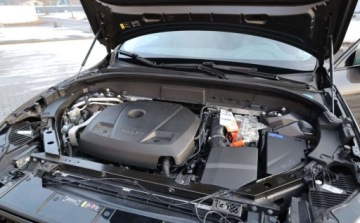 Volvo XC60 II 2023 Volvo XC 60 Volvo XC 60 T6 AWD Plug-In Hybrid R-Design 2.0 Hybryda Plug-in, zdjęcie 33