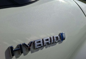 Toyota C-HR I Crossover 1.8 Hybrid 122KM 2017 Toyota C-HR Toyota C-HR 1.8 Hybryda 122KM, zdjęcie 4