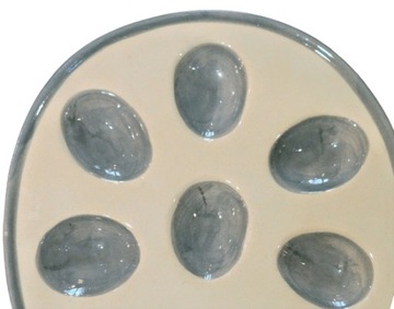 БЕЛО-СЕРАЯ ЯИЧНАЯ ТАРЕЛКА С КРОЛИКОМ