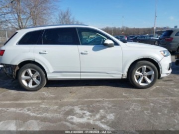 Audi Q7 II (4M) 2022 Audi Q7 Premium 45, 2022r., 4x4, 2.0L 2.0 Benzyna 248KM, zdjęcie 4
