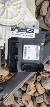 A3 8P MECHANIZMUS OKNO PRAVÝ PŘEDNÍ 8P0959802K