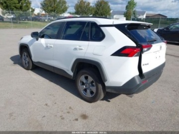 Toyota RAV4 V 2025 Toyota RAV4 2025 TOYOTA RAV4 HYBRID LE 2.5 Hybryda 176KM, zdjęcie 3