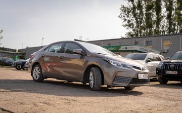 Toyota Corolla XI Sedan 1.6 Valvematic 132KM 2016 Toyota Corolla Toyota Corolla XI 1.6 132KM 1.6 Benzyna 132KM, zdjęcie 3