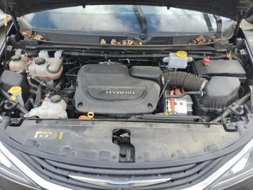 Chrysler Pacifica II 2019 Chrysler Pacifica Hybrid Limited 2019 3.6l 3.6 Hybryda 260KM, zdjęcie 6