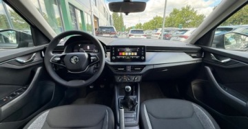Skoda Kamiq Crossover 1.0 TSI 95KM 2024 Skoda Kamiq 1.0TSI Essence 2024rok PL Salon FV23 Benzyna 95KM, zdjęcie 9
