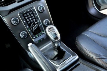 Volvo V40 II Hatchback 1.6 D2 115KM 2013 Volvo V40 Cross Country D2 Cross Country Radar Led, zdjęcie 13