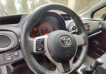 Toyota Yaris III Hatchback 5d 1.4 D-4D DPF 90KM 2013 Toyota Yaris 1.4 D4D 5-Drzwi Klimatyzacja Salo..., zdjęcie 9