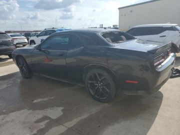 Dodge Challenger III 2021 Dodge Challenger Dodge Challenger SXT 3.6 Benzyna 303KM, zdjęcie 3