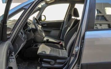 Suzuki SX4 I Hatchback Facelifting 1.6 VVT 120KM 2012 Suzuki SX4 4x4 Salon PL Lift 2012 2013 r. 1.6 Benzyna 120KM, zdjęcie 6