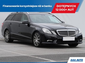 Mercedes Klasa E W212 Kombi 350 CDI BlueEFFICIENCY 231KM 2010 Mercedes E E 350 CDI 4MATIC, 1. Właściciel