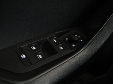 Skoda Karoq Crossover 1.5 TSI ACT 150KM 2019 Škoda Karoq Skoda Karoq SportLine automat virtual, zdjęcie 38