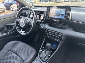 Toyota Yaris IV Hatchback 1.5 Hybrid Dynamic Force 116KM 2020 Toyota Yaris Hybrid 1.5 Premier Edition IV (2020-), zdjęcie 21