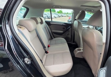 Volkswagen Golf VI Hatchback 5d 1.4 80KM 2009 Volkswagen Golf 1,4 MPI 1.4 Benzyna 80KM, zdjęcie 9