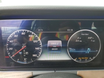 Mercedes Klasa E W213 2020 Mercedes-Benz Klasa E 2020, 2.0L, od ubezpieczalni 2.0 Benzyna 299KM, zdjęcie 9