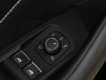 Volkswagen Passat B8 2022 Volkswagen Passat Variant 218kM | DCC | Hak | Alca, zdjęcie 10