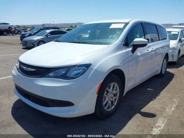 Chrysler Voyager V 2022 Chrysler Voyager 2022 Chrysler Voyager LX FWD 3.6 Benzyna 287KM, zdjęcie 2