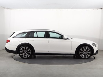 Mercedes Klasa E W213 All-Terrain 2.0 220d 194KM 2017 Mercedes E E 220 d 4MATIC, 1. Właściciel, zdjęcie 5