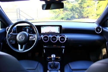 Mercedes Klasa A W177/V177 Hatchback 1.3 160 109KM 2020 Mercedes-Benz Klasa A A160 1.3 Benzyna Style I Wlasciciel Serwis Auto Bezw, zdjęcie 35