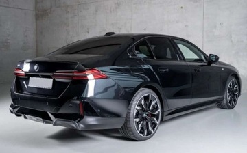 BMW Seria 5 G90-91 2025 BMW Seria 5 540d xDrive, Panorama, M sport, Pakiet Travel, Bowers, 21 cali, zdjęcie 3
