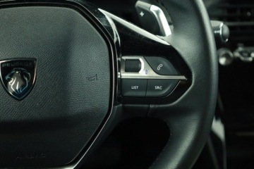 Peugeot 2008 II SUV 1.2 PureTech 130KM 2023 Peugeot 2008 1.2 PureTech, Salon Polska, zdjęcie 19