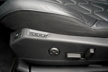 Peugeot 3008 II Plug-In Hybrid Facelifting 1.6 HYBRID4 300KM 2022 Peugeot 3008 GT full led skóra masaze ACC kamera, zdjęcie 11