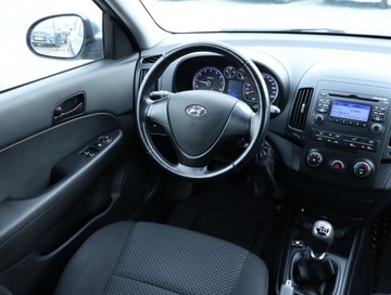 Hyundai i30 I CW Facelifting 1.6 DOHC CVVT 126KM 2012 Hyundai i30 1.6 CVVT, Salon Polska, GAZ, Klima, zdjęcie 6