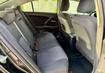 Toyota Avensis III Sedan Facelifting 2015 2.0 D-4D 143KM 2016 Toyota Avensis Toyota Avensis 2.0 D-4D Premium 2.0 Diesel 143KM, zdjęcie 17