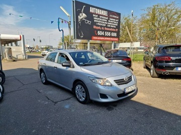 Toyota Corolla X Sedan 1.6 i 16V VVT-i 124KM 2007