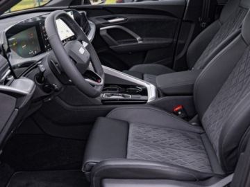 Audi 2026 AUDI Q5 TFSI quattro S line Sportback Suv 2.0 (204KM) 2026, zdjęcie 4