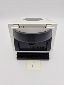 КОНСОЛЬ NINTENDO GAMECUBE DOL-101 PAL БЕЛАЯ