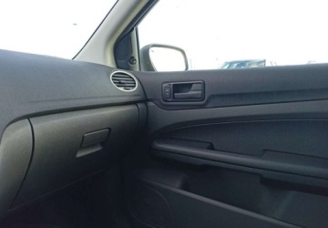 Ford Focus II Sedan 1.8 Duratorq TDCi 115KM 2006 Ford Focus Ford Focus 1.8 Diesel 115KM, zdjęcie 11