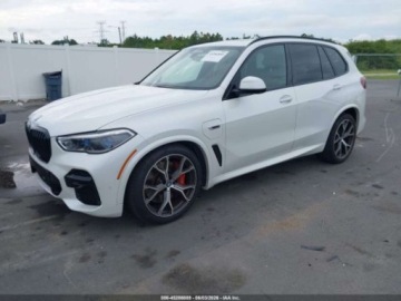 BMW X5 G05 2022 BMW X5 2022 BMW X5 PHEV XDRIVE45E 3.0 Hybryda Plug-in 282KM, zdjęcie 2