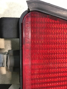 SVĚTLO STOP AVENSIS T22 2.0 D4D 54533729