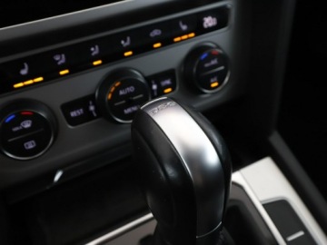 Volkswagen Passat B8 2019 Volkswagen Passat Variant acc led dsg kamera navi, zdjęcie 30